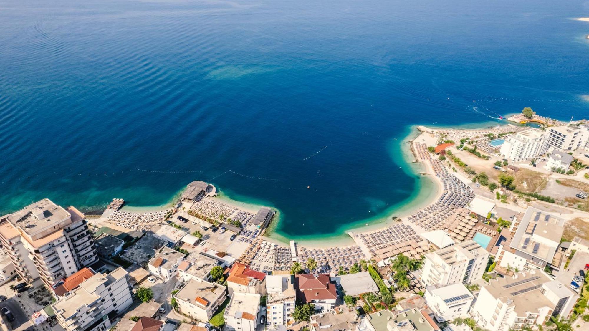 Hotel E Bardhe Butique