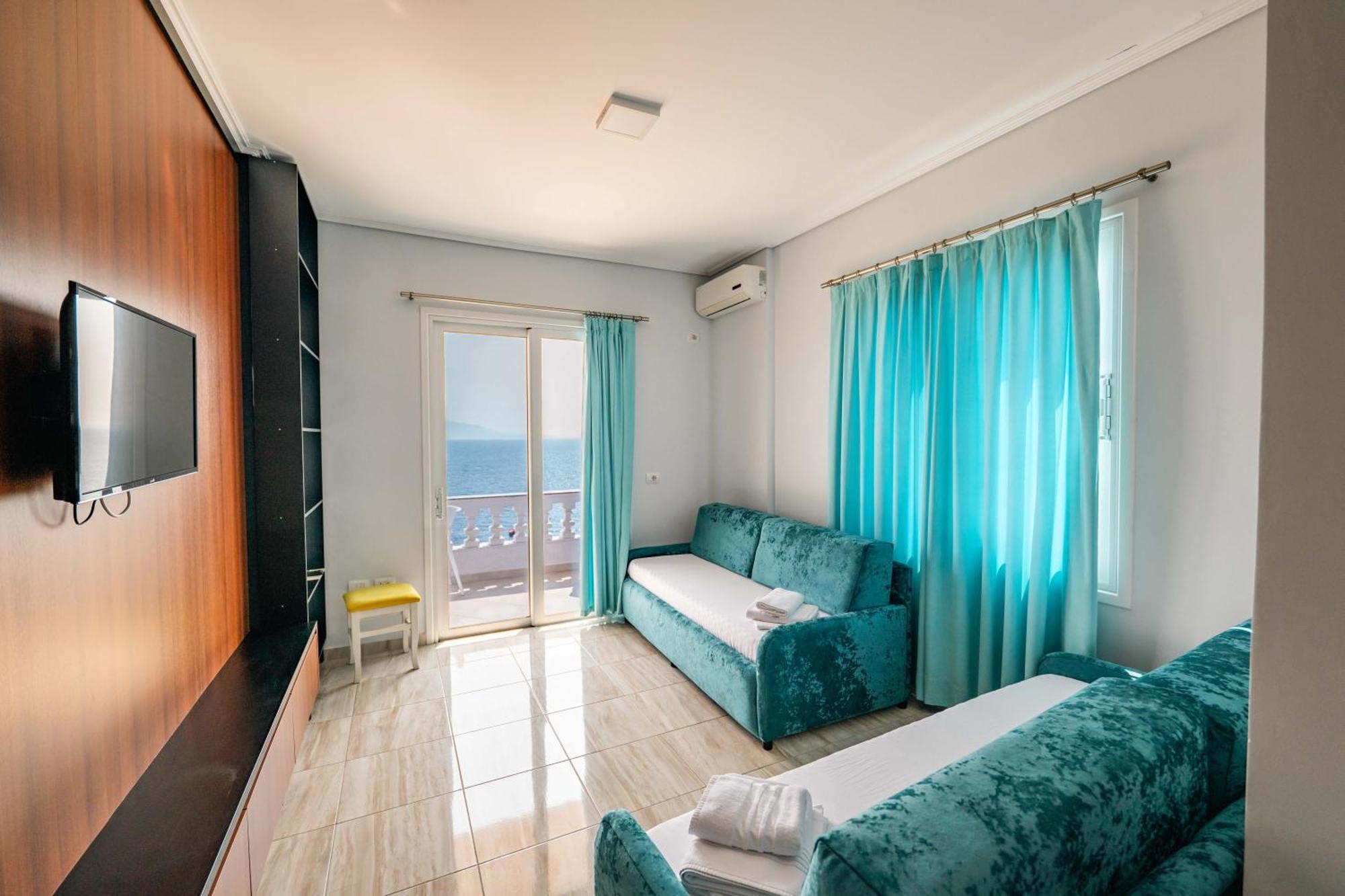 E Bardhe Butique Sarandë