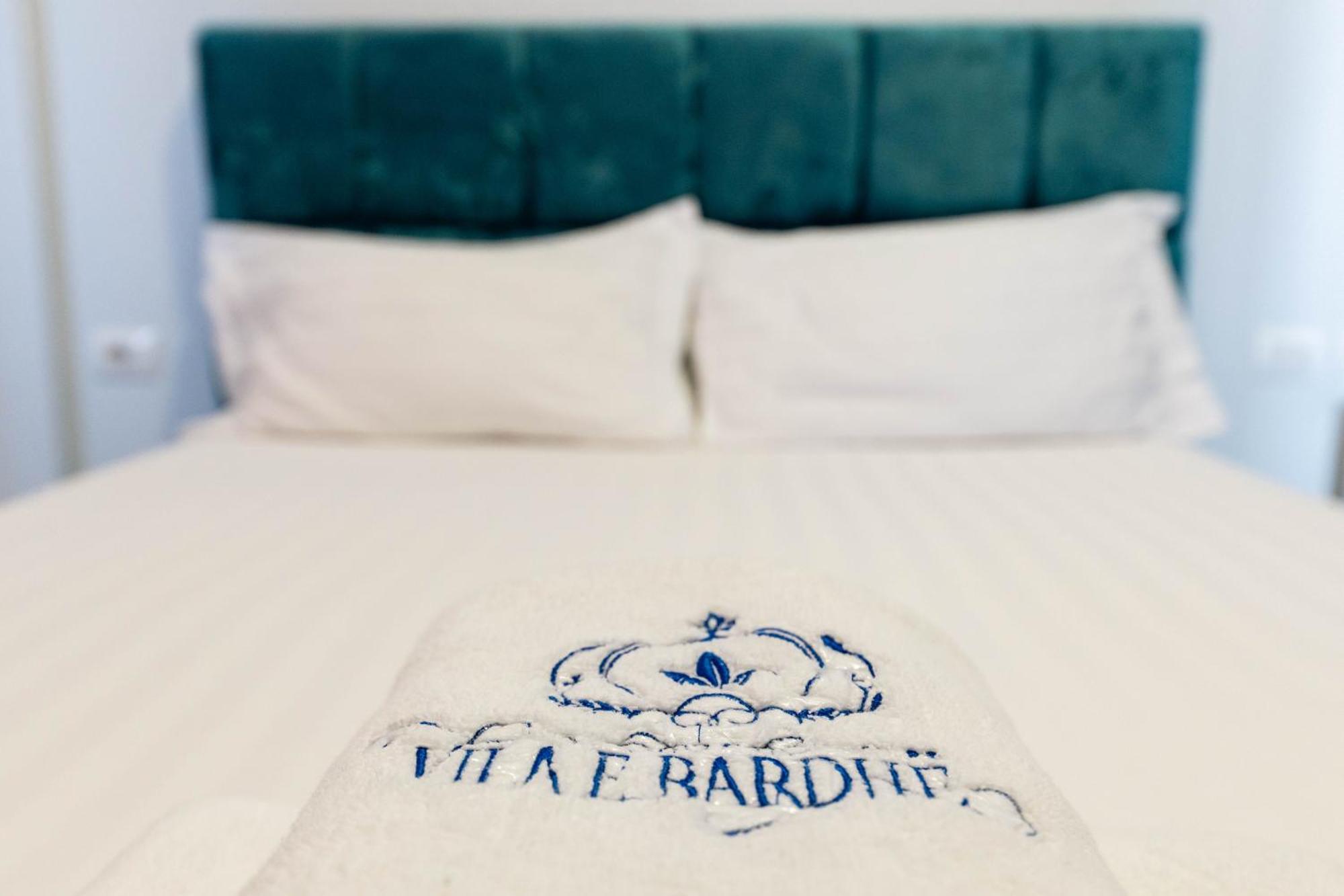 E Bardhe Butique Hotel Sarandë